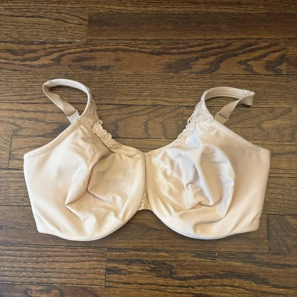 Wacoal Bodysuede Ultra Full Figure Seamless Underwire Tan Bra 85814 - Size 38DDD - Picture 2 of 5